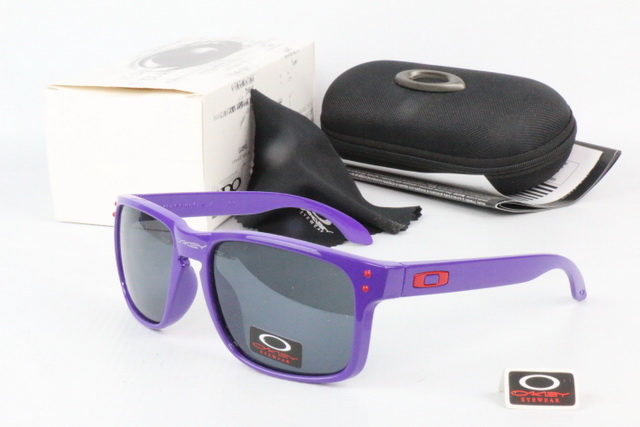 Oakley Boutique Sunglasses 032